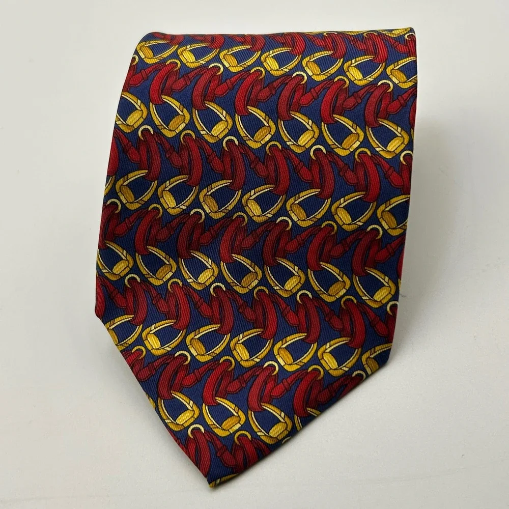 Pristine Vintage GUCCI Silk Tie Equestrian Horsebit Chain Motif NWOT Navy Red
